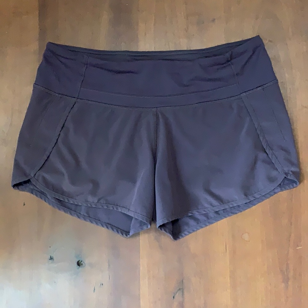 Lululemon speed up shorts size 6